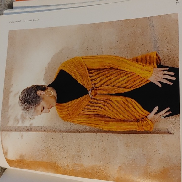 🌻 Knit, Swirl Book - Picture 6 of 7